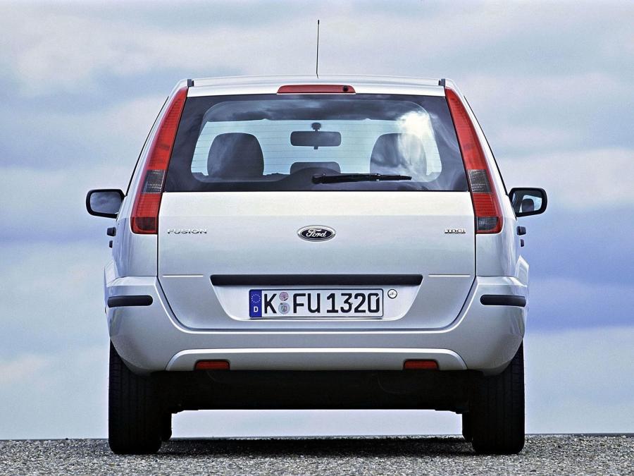  Ford Fusion 2002 года  (фото 19 из 30)